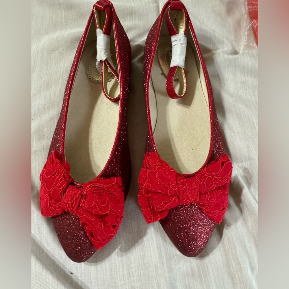 Joyfolie red flats New sz 3